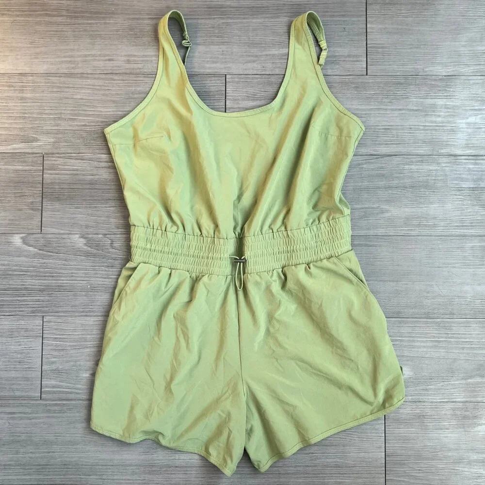 Abercrombie & Fitch Traveler Romper in Light Green Athleisure Size L Petite - Picture 2 of 6